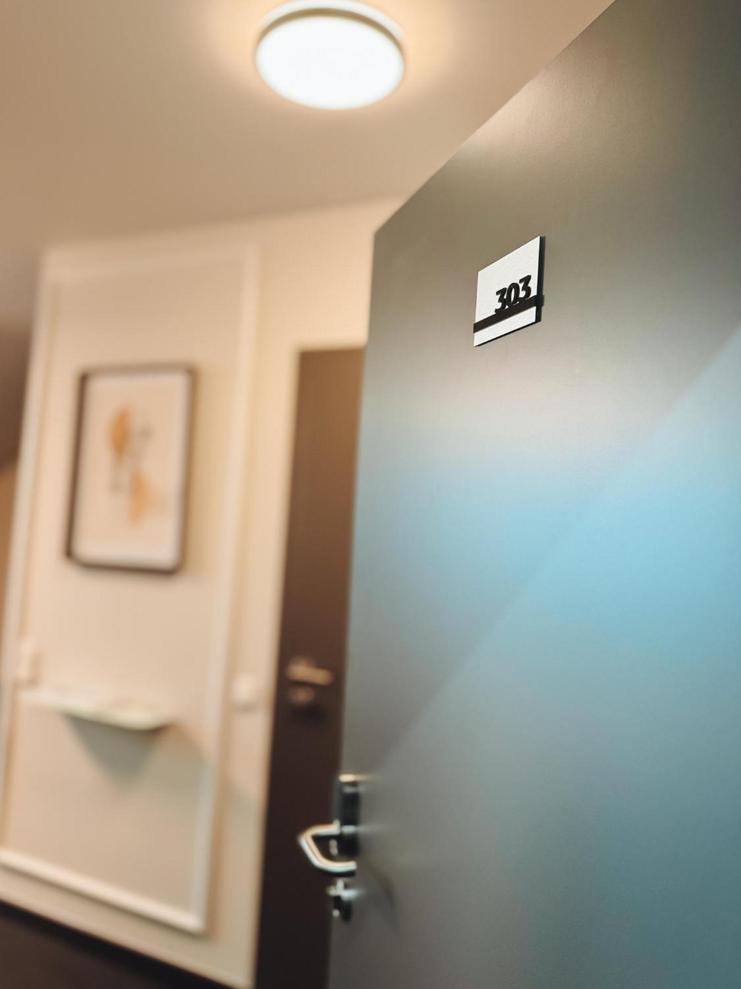 F Hotel 24H Check-In Hörsching Εξωτερικό φωτογραφία