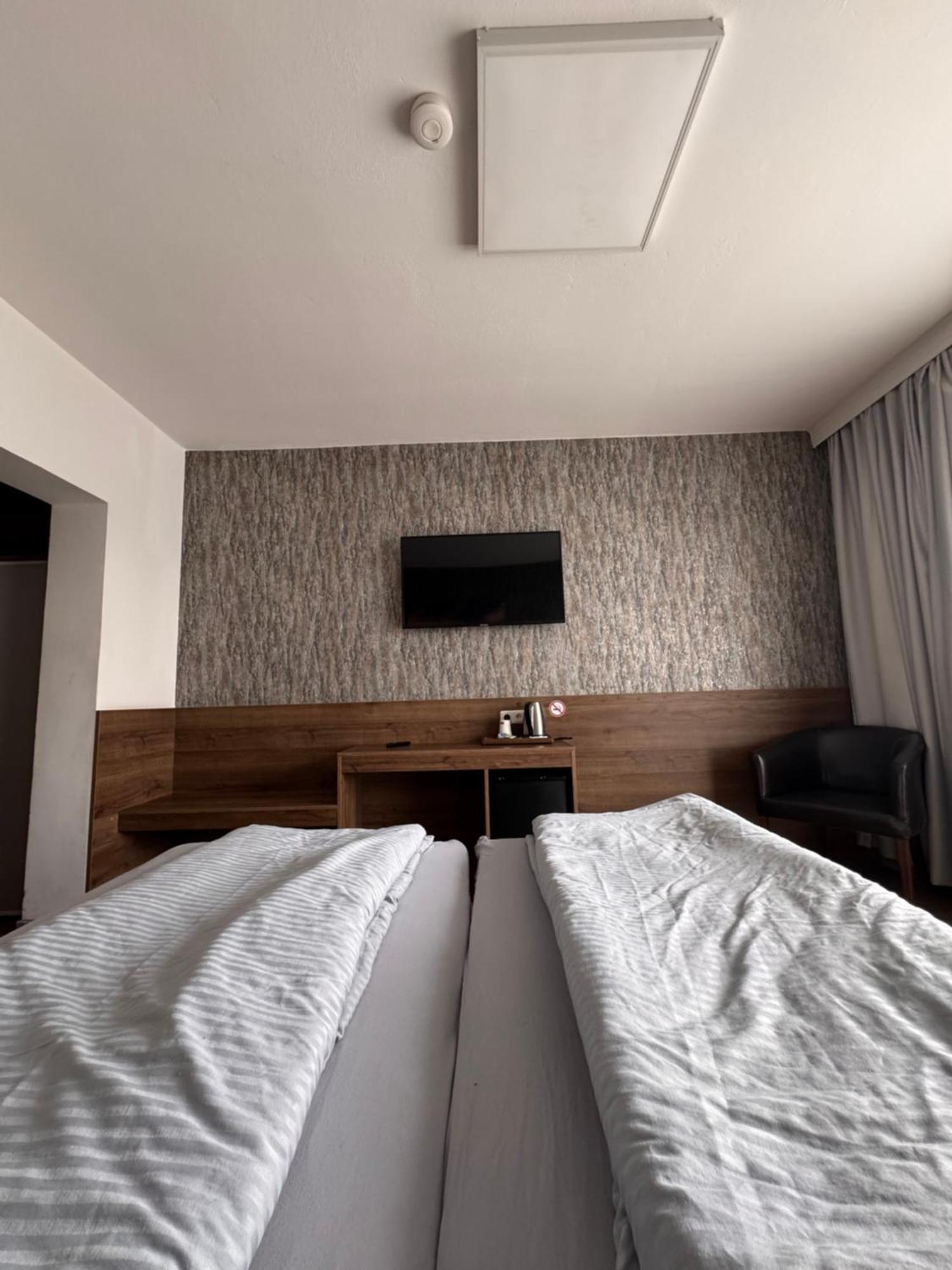 F Hotel 24H Check-In Hörsching Εξωτερικό φωτογραφία