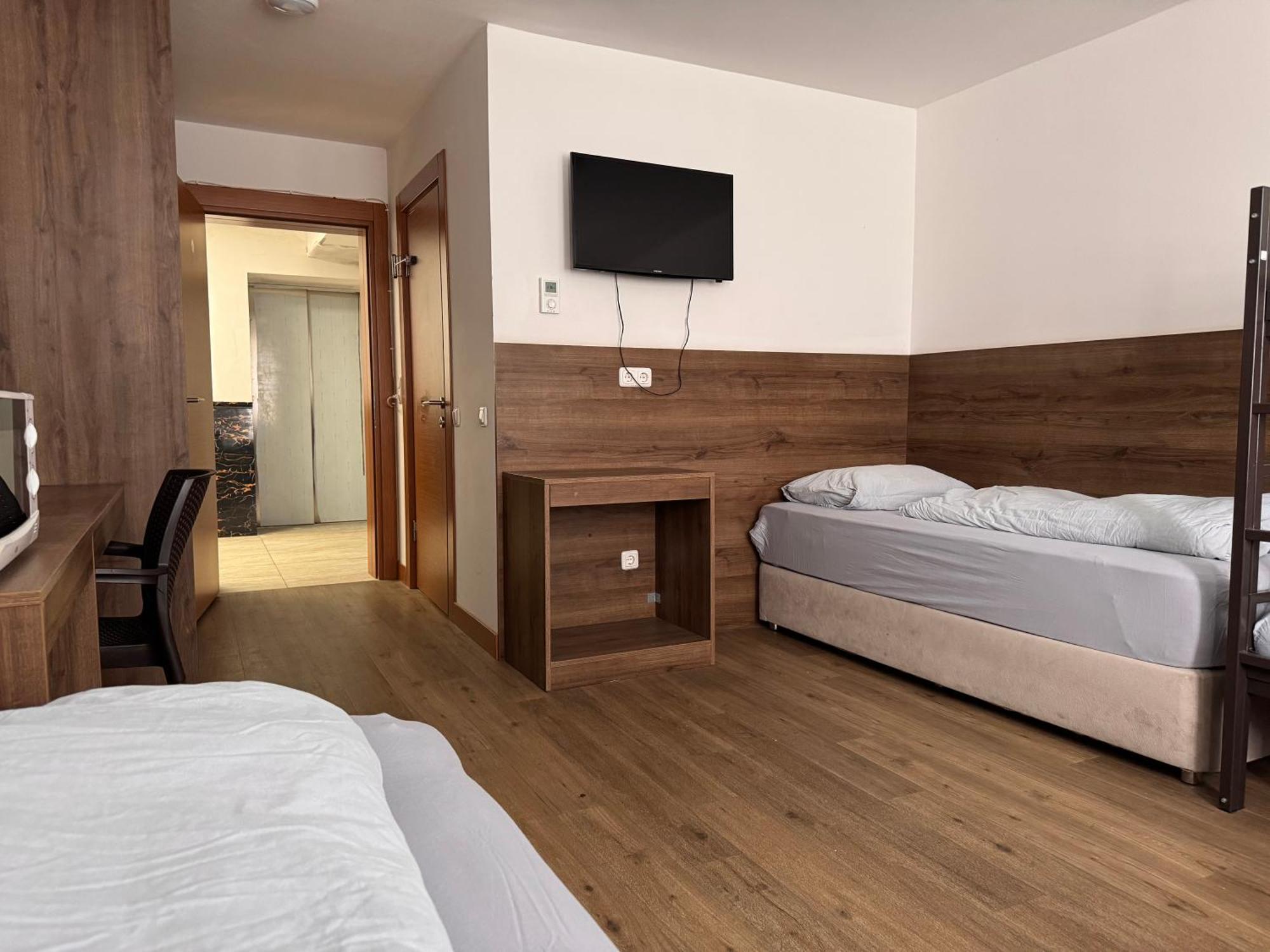 F Hotel 24H Check-In Hörsching Εξωτερικό φωτογραφία